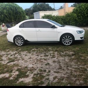 Meet your Posher, Lisandro